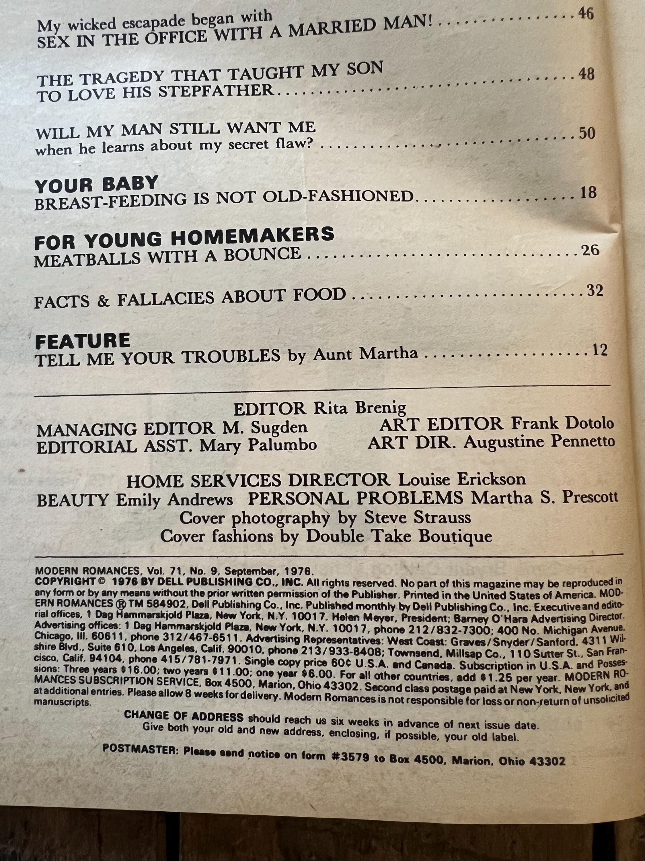 Dell Modern Romances Magazine (September 1976)  Magazine For The Young Homemaker