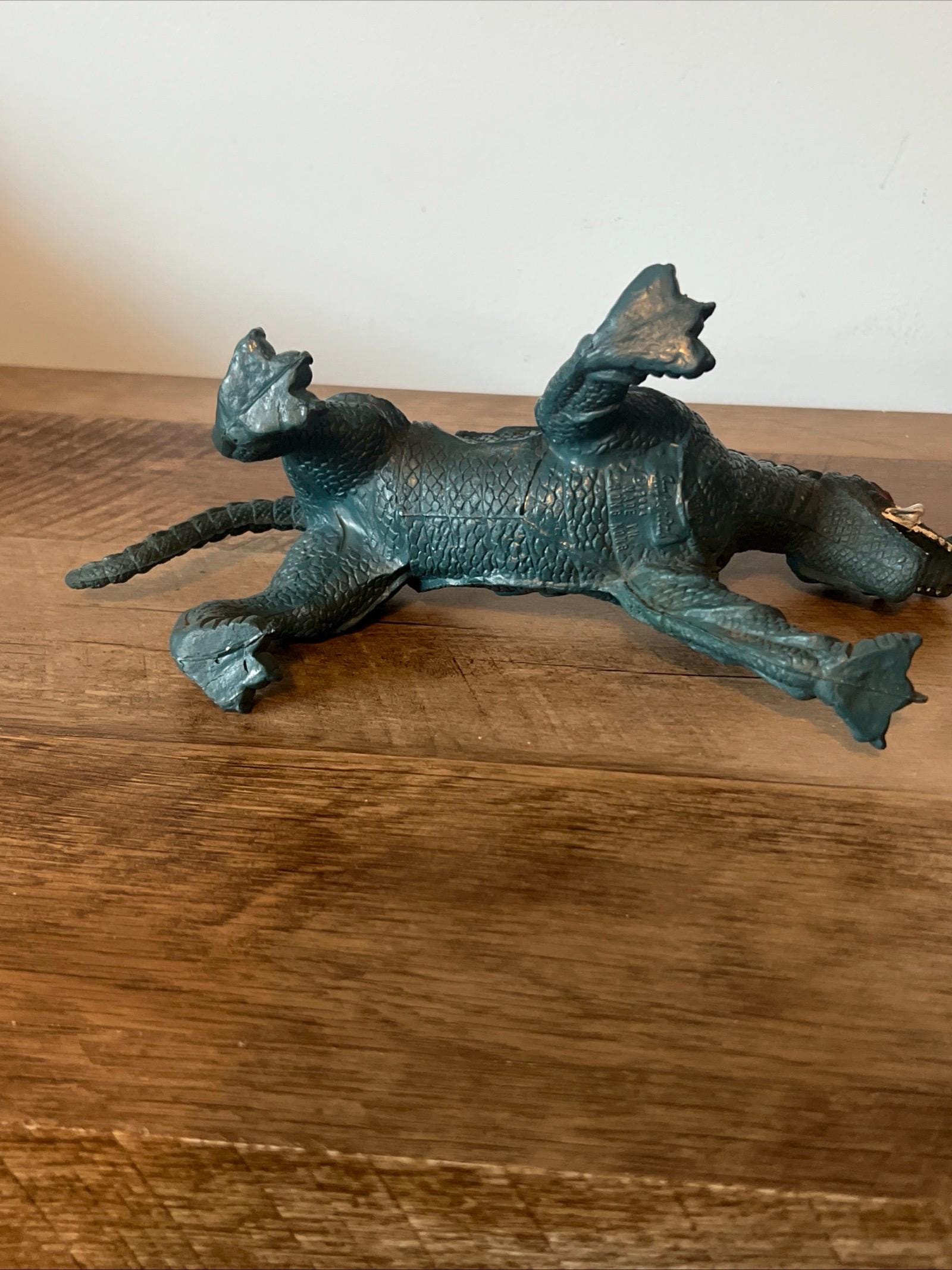 1983 Imperial - Dragons, Knights & Daggers - SABRETOOTH SERPENT Action Figure- Vintage Fantasy Dragon