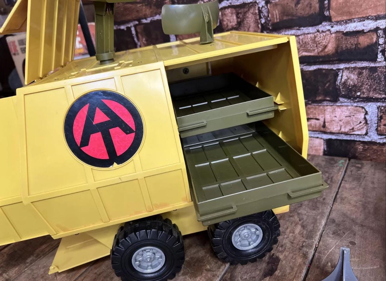 Vintage 1972 GI JOE Mobile Support Vehicle – Hasbro Adventure Team Set