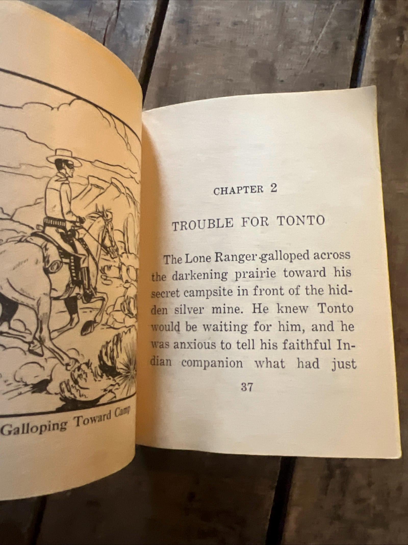 Vintage 1968 The Lone Ranger Book: Outwits Crazy Cougar, Whitman Book #5774