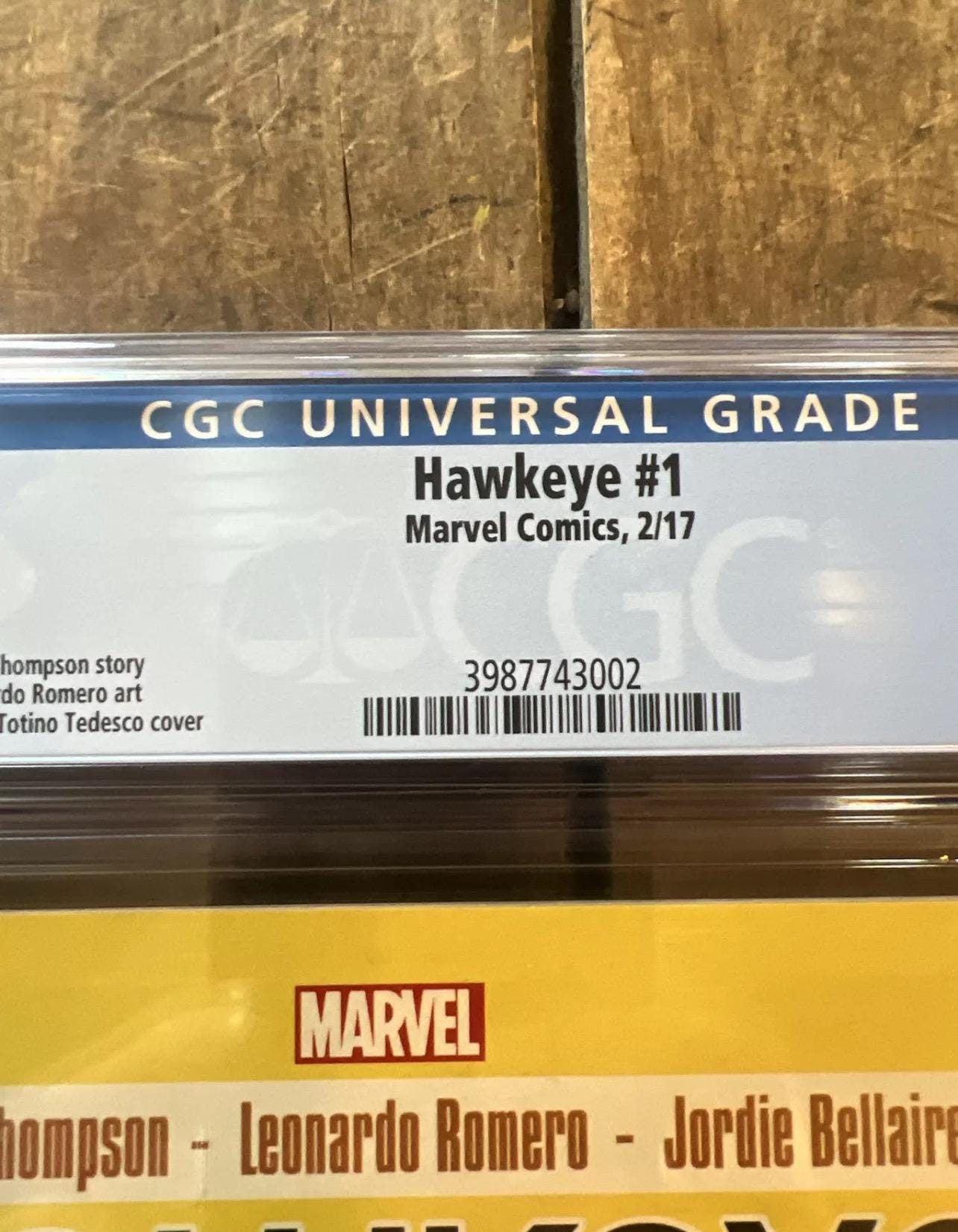 HAWKEYE #1 - Kate Bishop - Marvel Comics - Leonardo Romero art work - CGC Graded 9.6