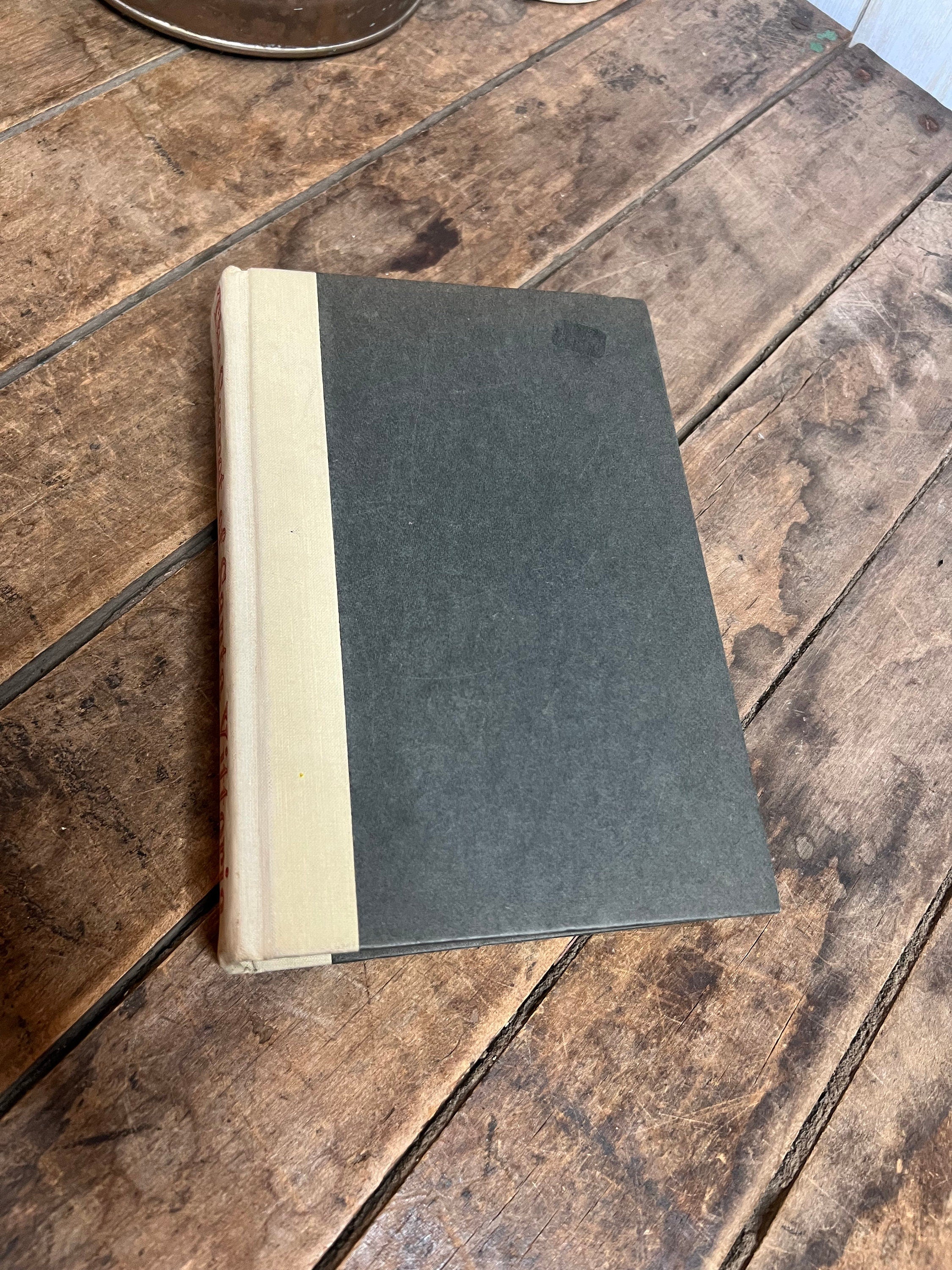 The Secret of Santa Vittoria Hardcover Book - 1966 8th Printing