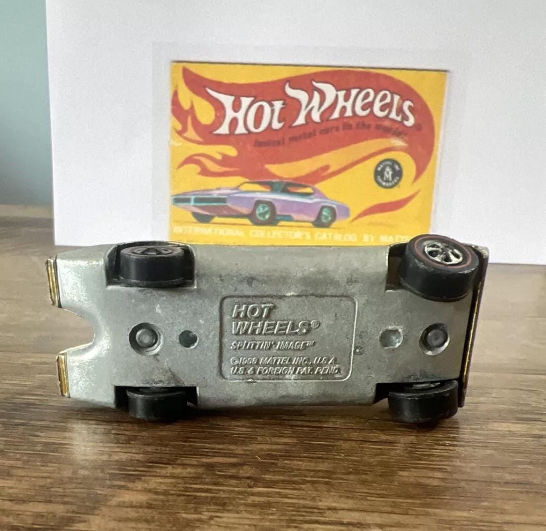 Vintage 1969 Hot Wheels Redline SPLITTIN’ IMAGE Concept Car