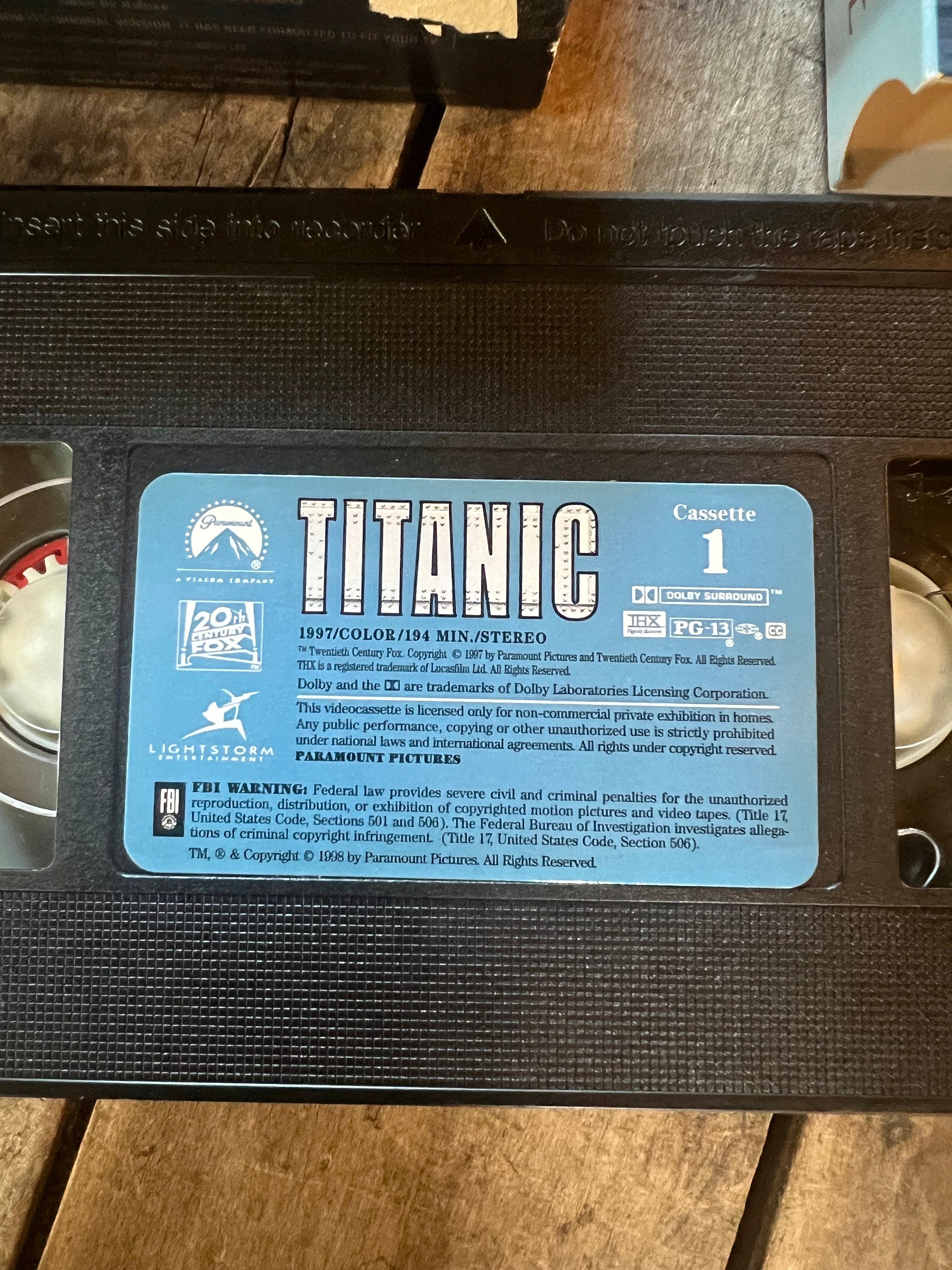 Titanic VHS Movie (1997) - Leonardo DiCaprio & Kate Winslet