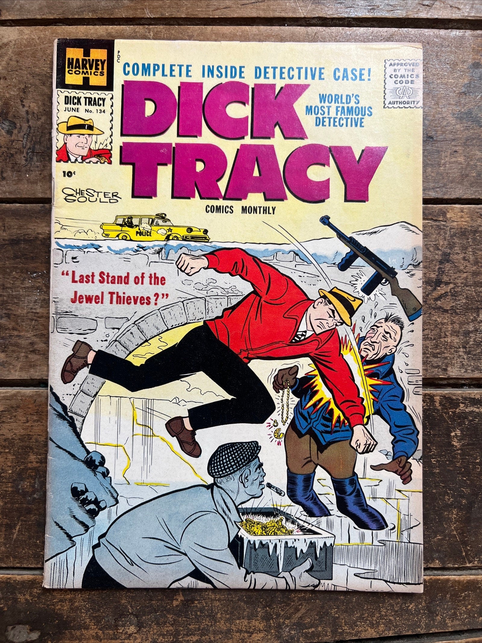 1959 Dick Tracy No. 134 - Harvey Comics Monthly - 10 Cent Silver Age Comic Book